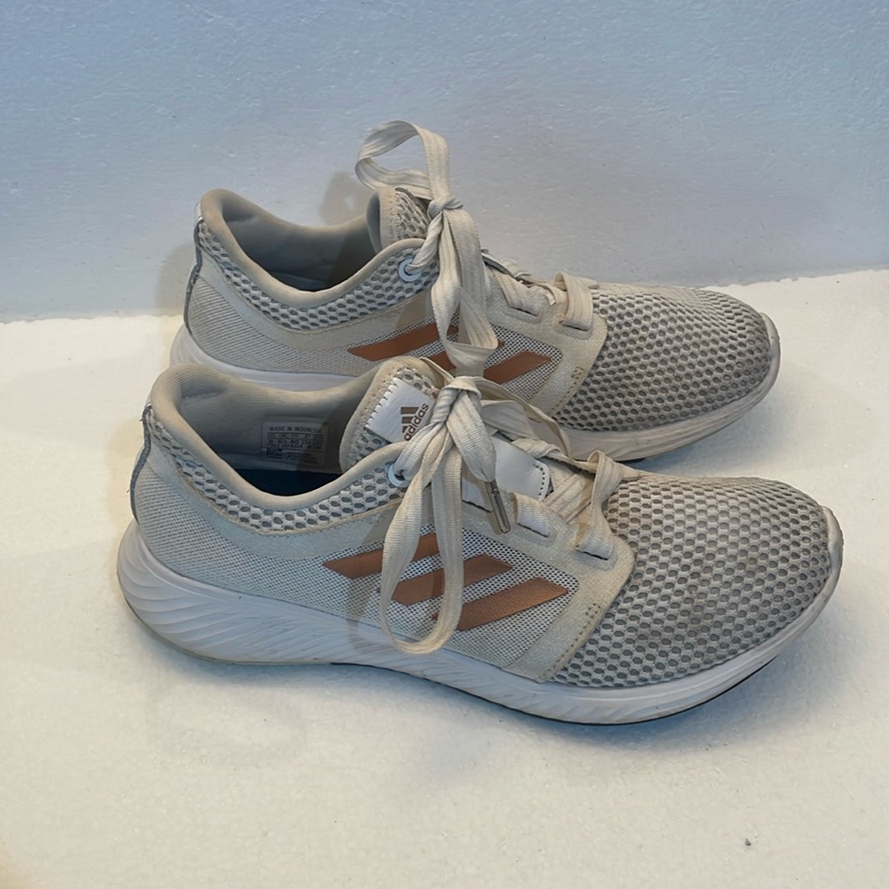 Adidas edge Lux bounce white gold running shoes sneakers trainers women’s size 8